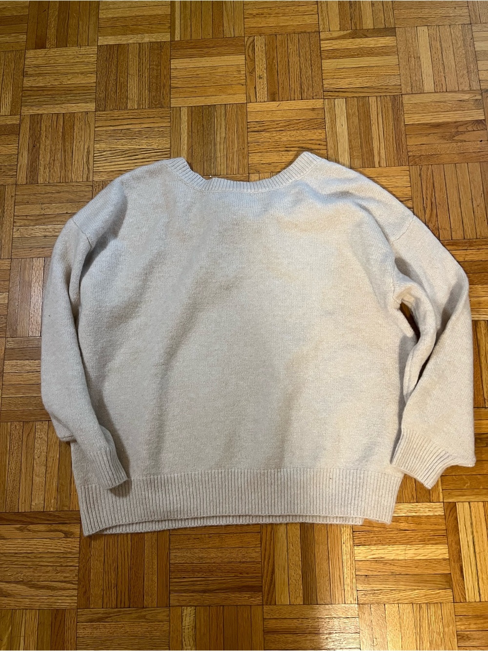 Look at the Back! SHEIN Cream Relaxed Crewneck Sweater with back bow size XXL